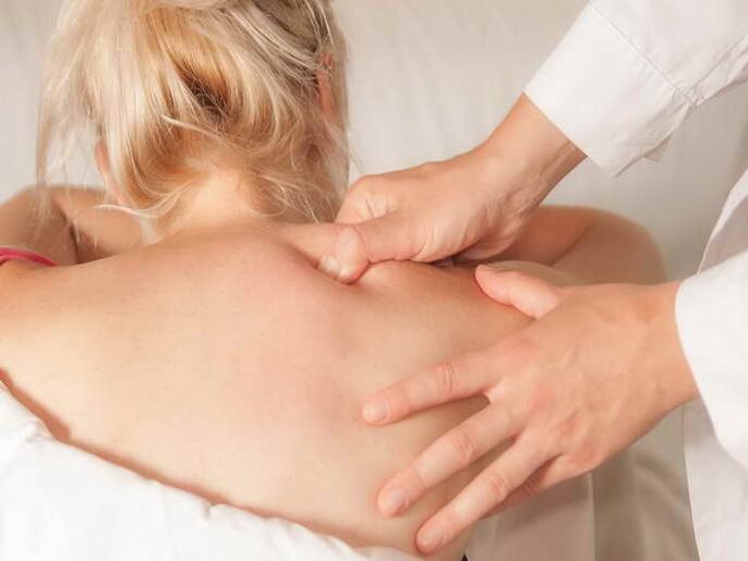 Massaggio con osteocondosi toracica