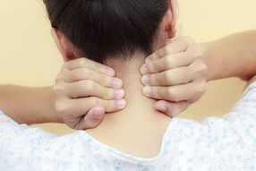 dolore al collo con osteocondrosi cervicale